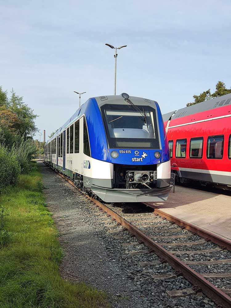 USE OF ALTERNATIVE FUELS AND BATTERY ELECTRIC TRAINS